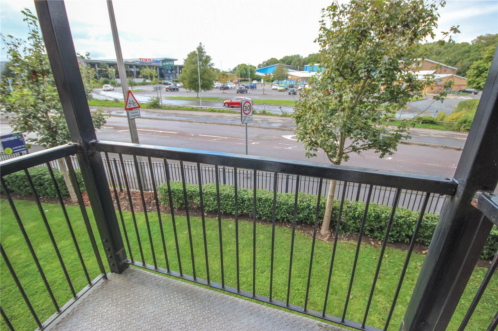 2 bedroom Flat for sale in Bradley Stoke, Bristol