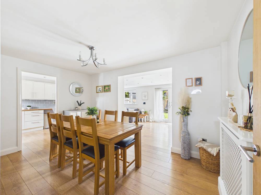 3 bedroom House for sale in Bradley Stoke, Bristol, South Gloucestershire