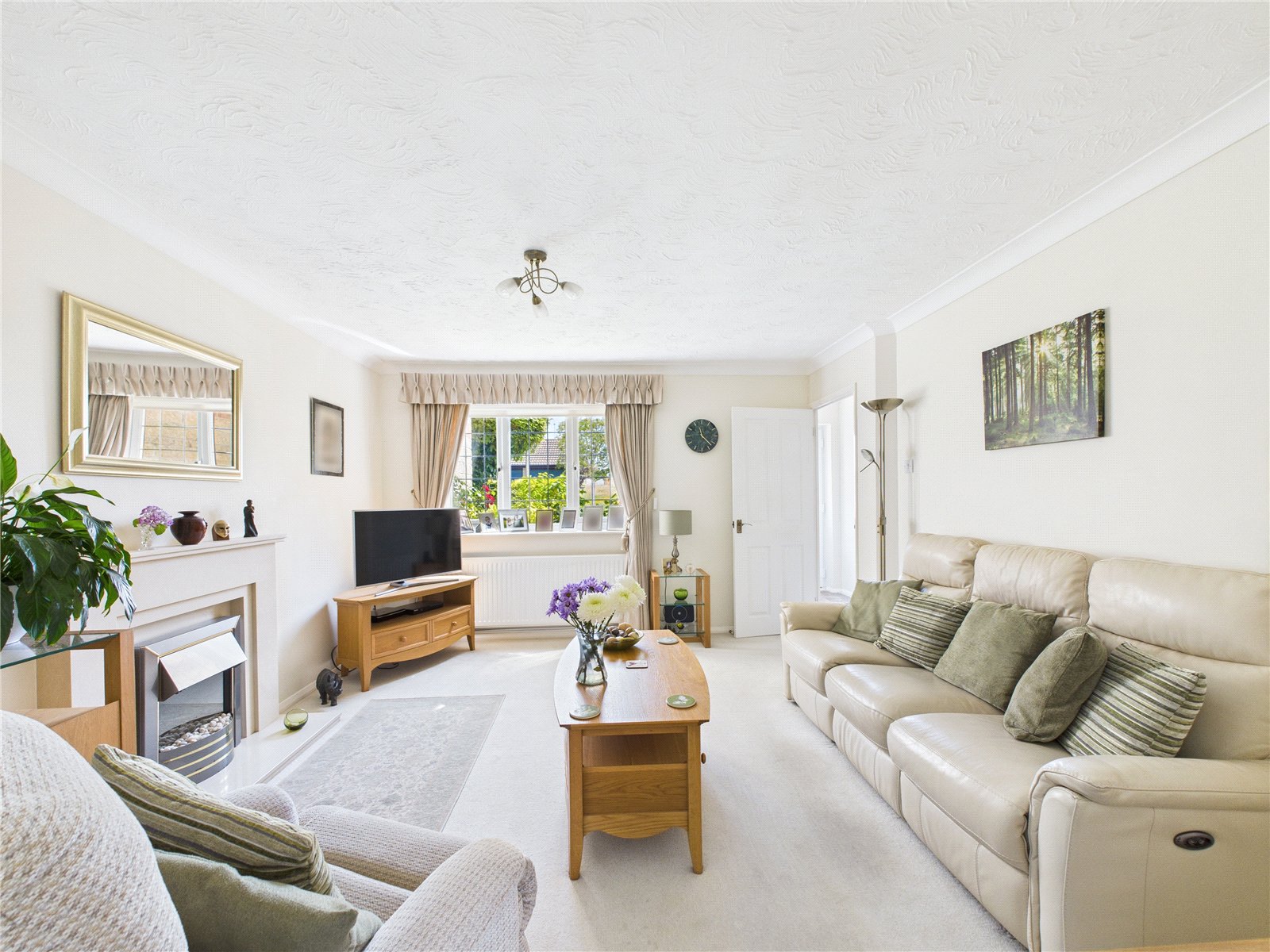 3 bedroom House for sale in Bradley Stoke, Bristol, South Gloucestershire