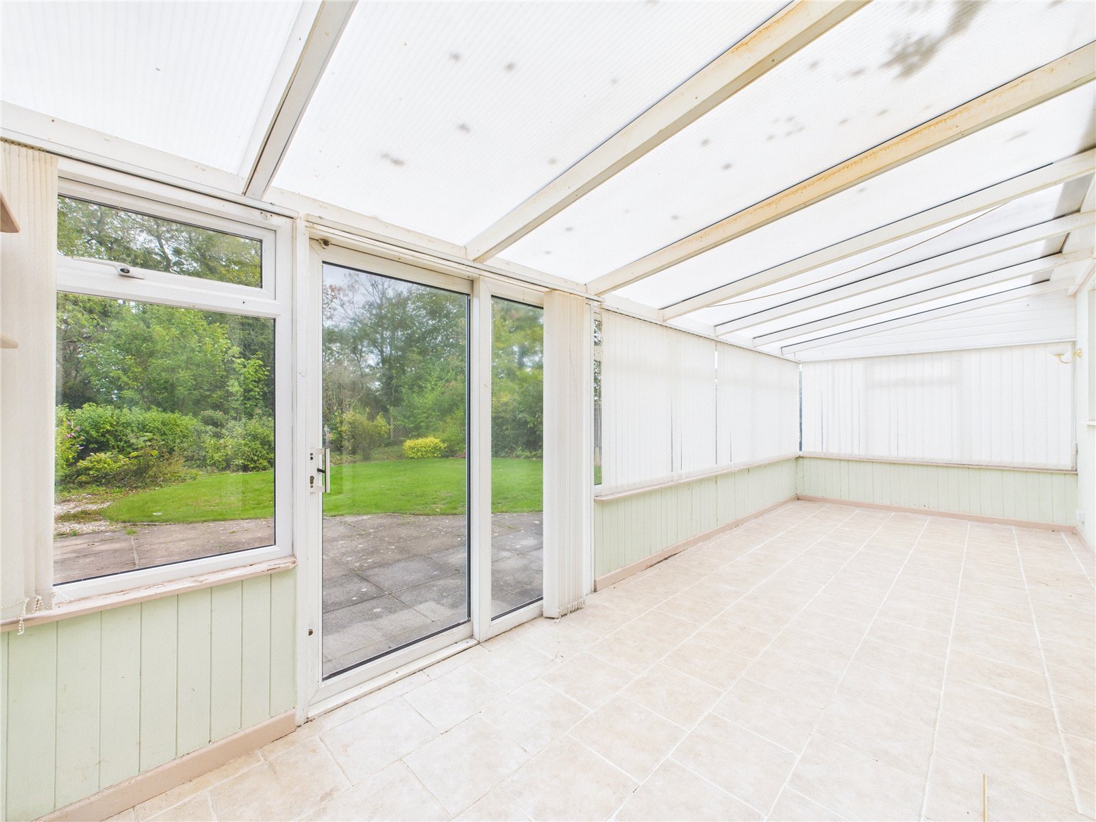 4 bedroom Bungalow for sale in Almondsbury, Bristol