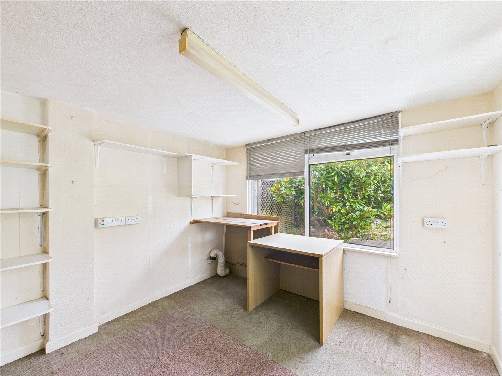 4 bedroom Bungalow for sale in Almondsbury, Bristol