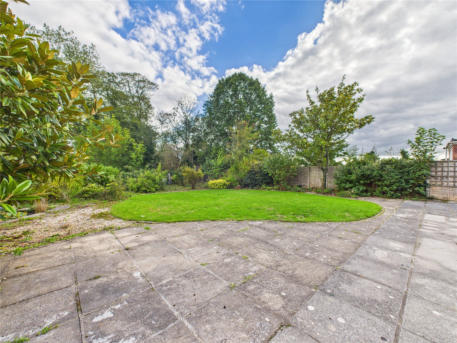 4 bedroom Bungalow for sale in Almondsbury, Bristol