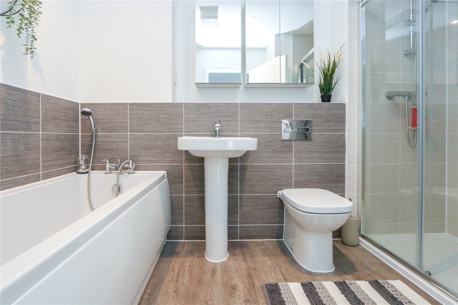 4 bedroom House for sale in Stoke Gifford, Bristol, South Gloucestershire