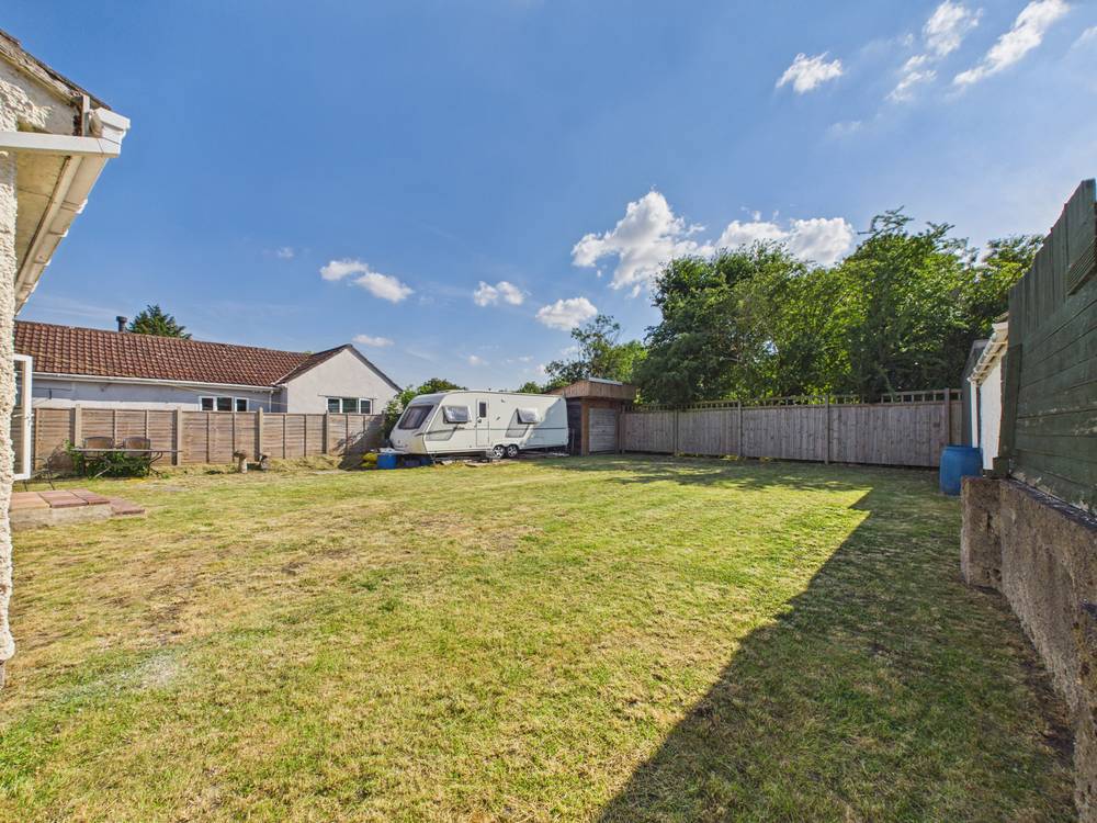 3 bedroom Bungalow for sale in Pilning, Bristol, South Gloucestershire