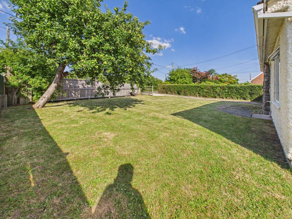 3 bedroom Bungalow for sale in Pilning, Bristol, South Gloucestershire