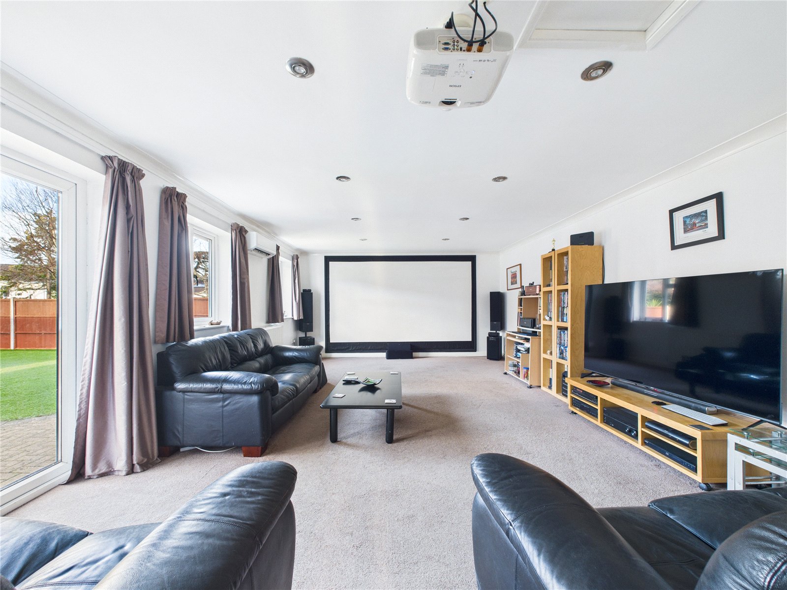 4 bedroom House for sale in Stoke Gifford, Bristol, South Gloucestershire