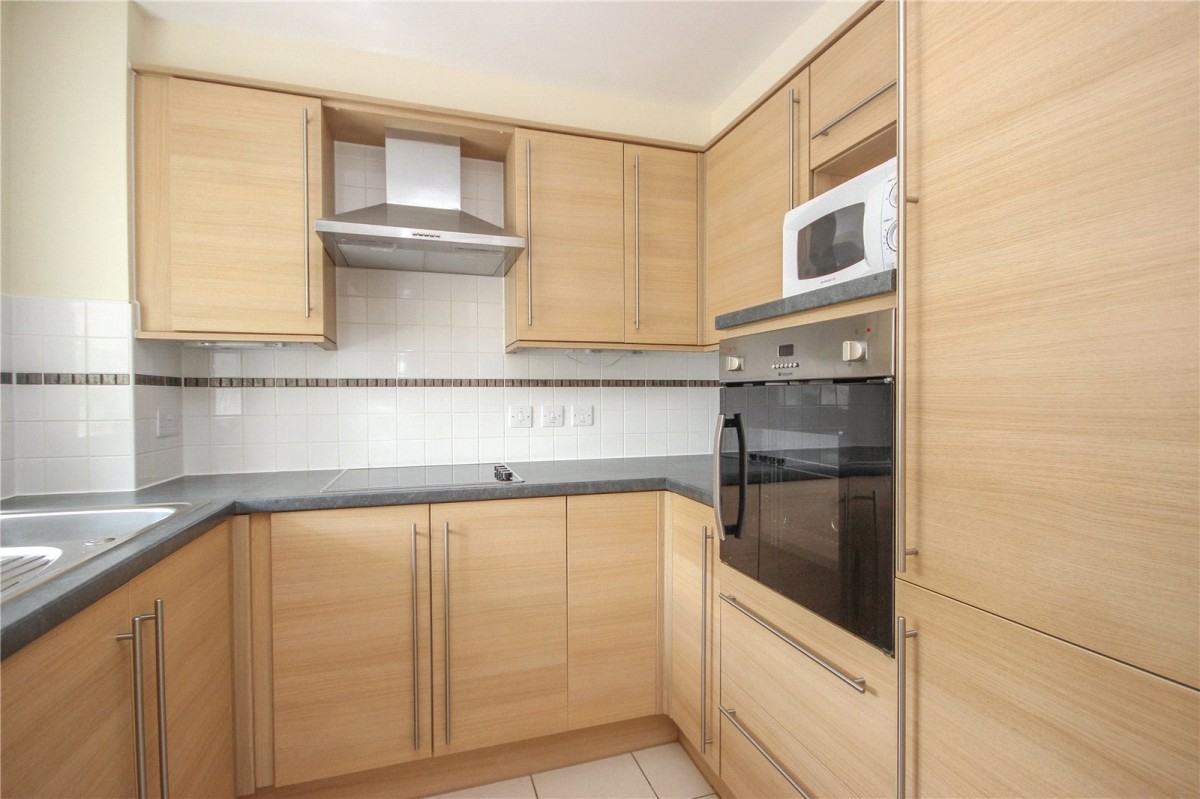 Savages Wood Road, Bristol