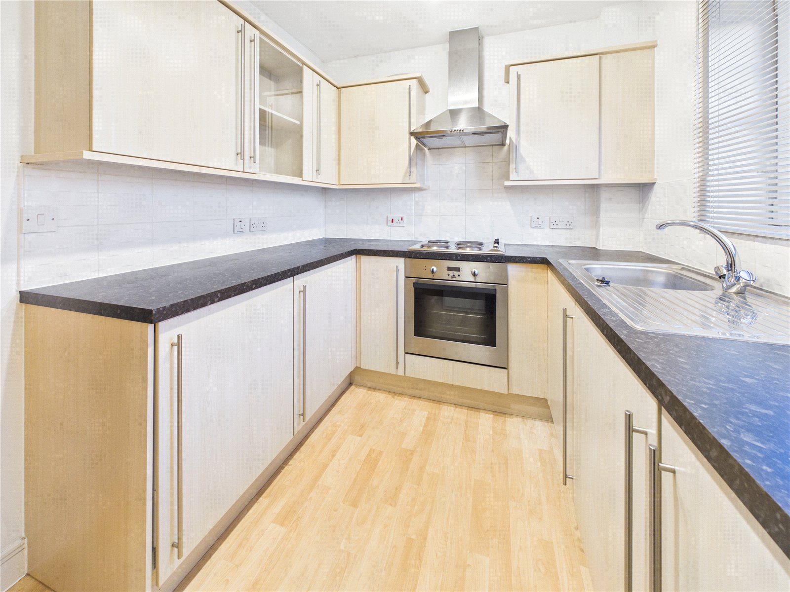 2 bedroom Flat for sale in Bradley Stoke, Bristol