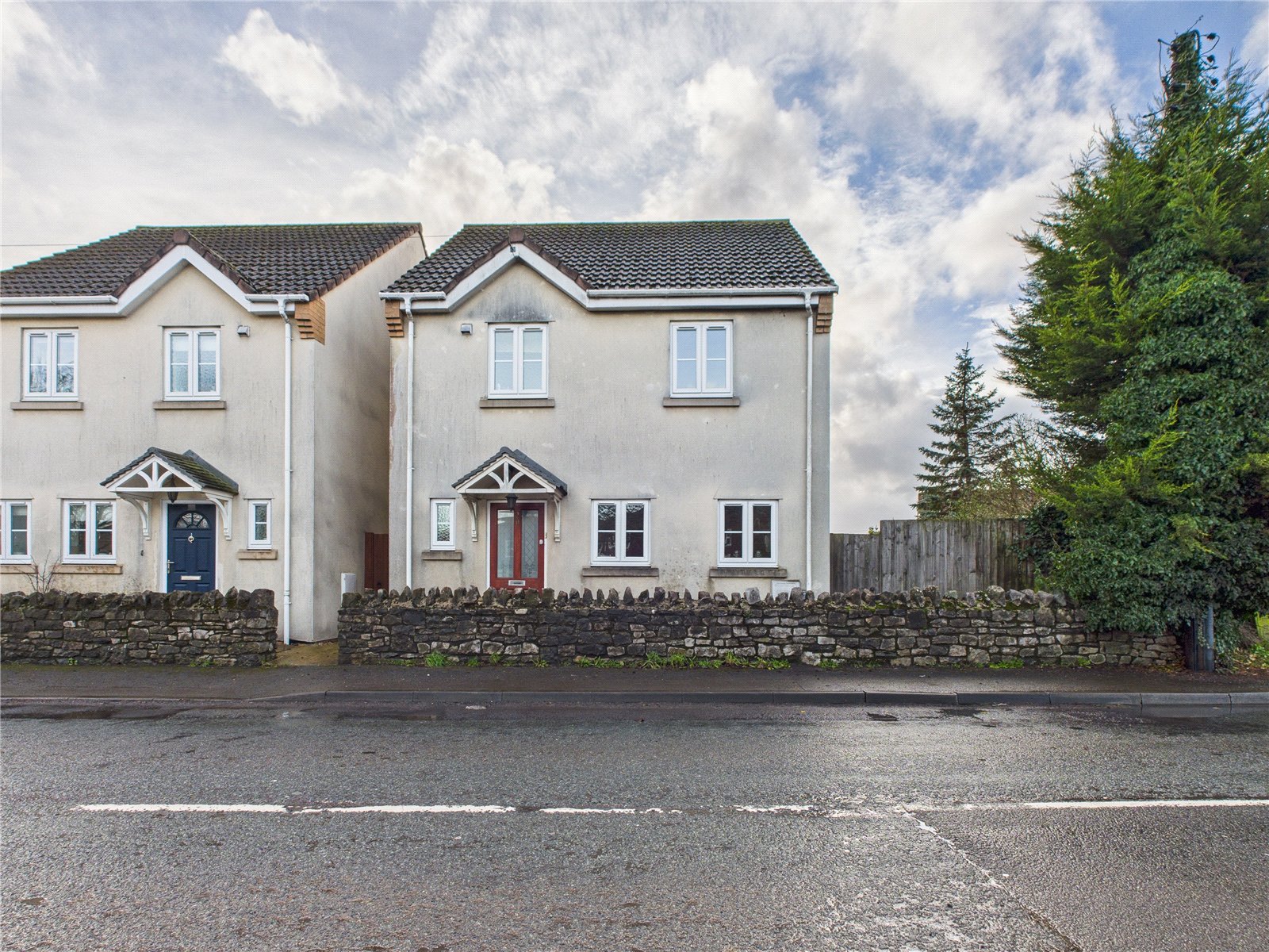 3 bedroom House for sale in Alveston, Bristol, Gloucestershire
