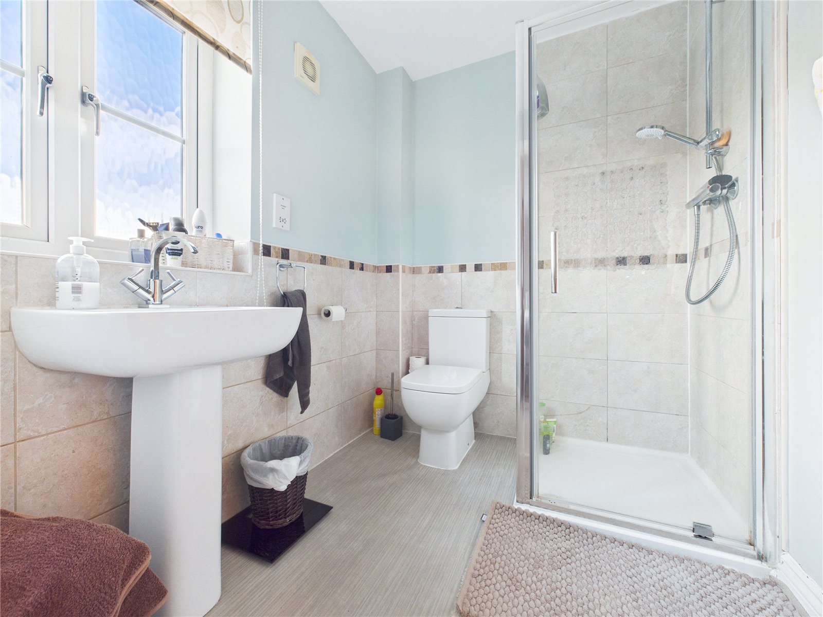 3 bedroom House for sale in Alveston, Bristol, Gloucestershire