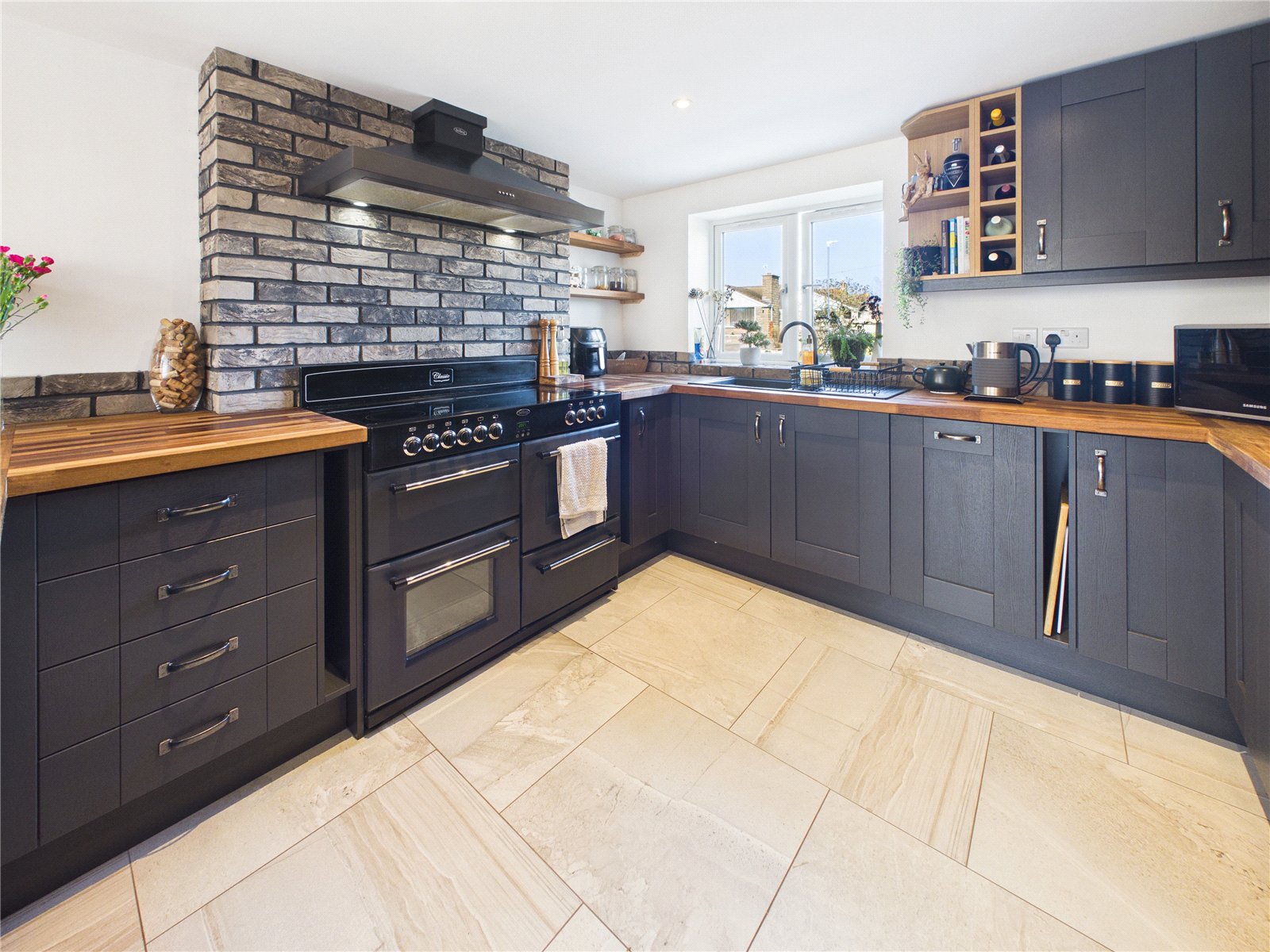 3 bedroom House for sale in Easter Compton, Bristol, South Gloucestershire