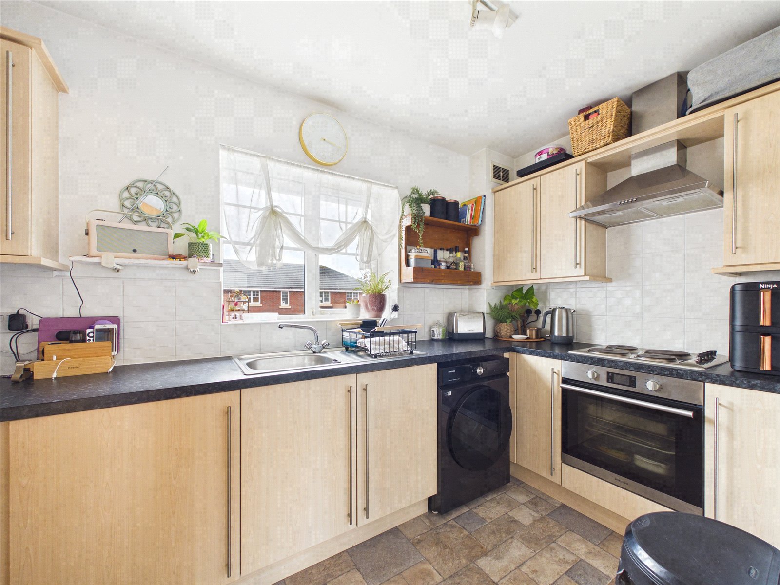 2 bedroom Flat for sale in Bradley Stoke, Bristol, South Gloucestershire