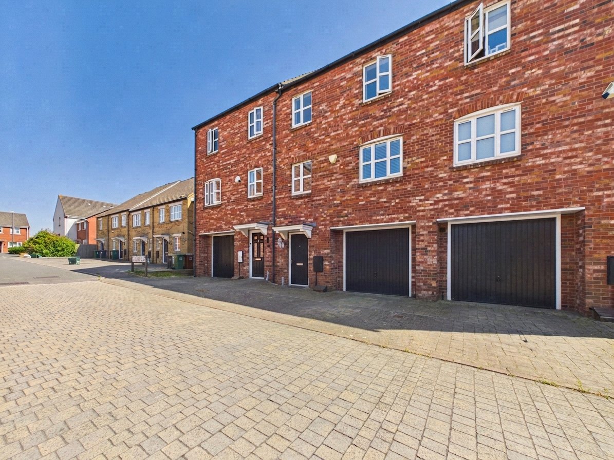 4 bedroom House for sale in Stoke Gifford, Bristol, South Gloucestershire