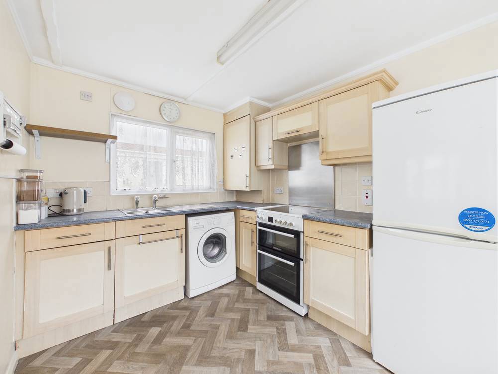 1 bedroom Park home for sale in Stoke Gifford, Bristol