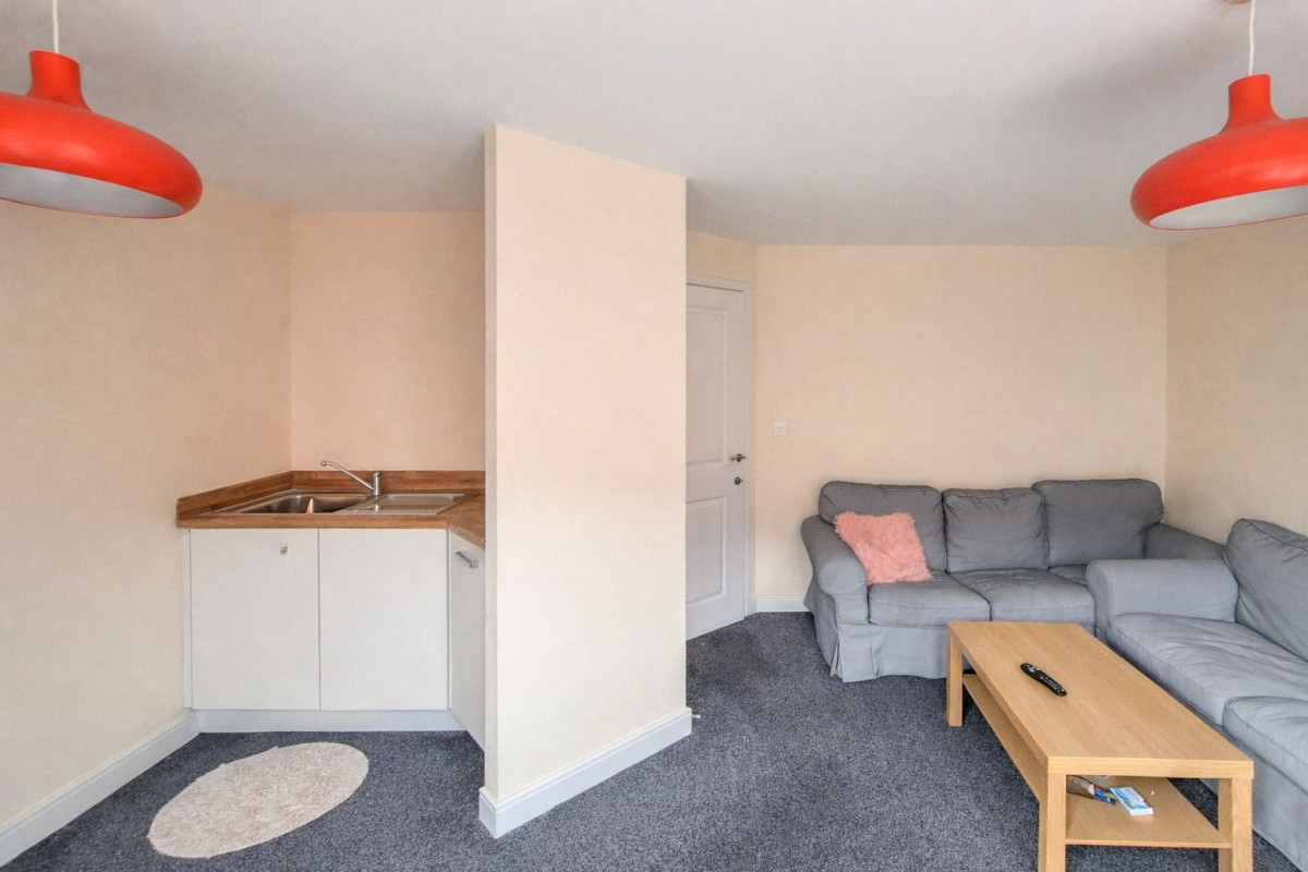 Cheswick Village, Bristol