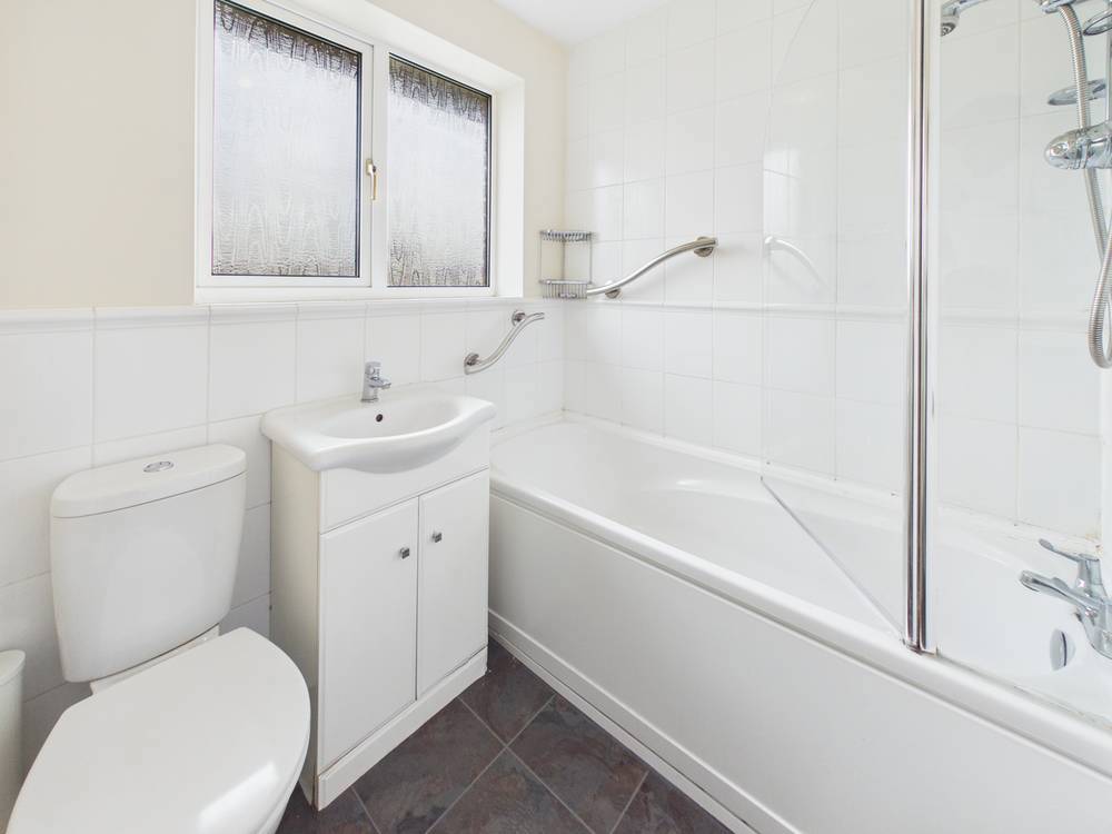 3 bedroom House for sale in Stoke Gifford, Bristol, South Gloucestershire