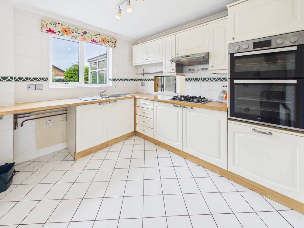 3 bedroom House for sale in Stoke Gifford, Bristol, South Gloucestershire