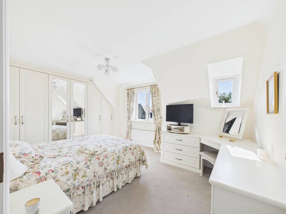 2 bedroom House for sale in Alveston, Bristol, South Gloucestershire
