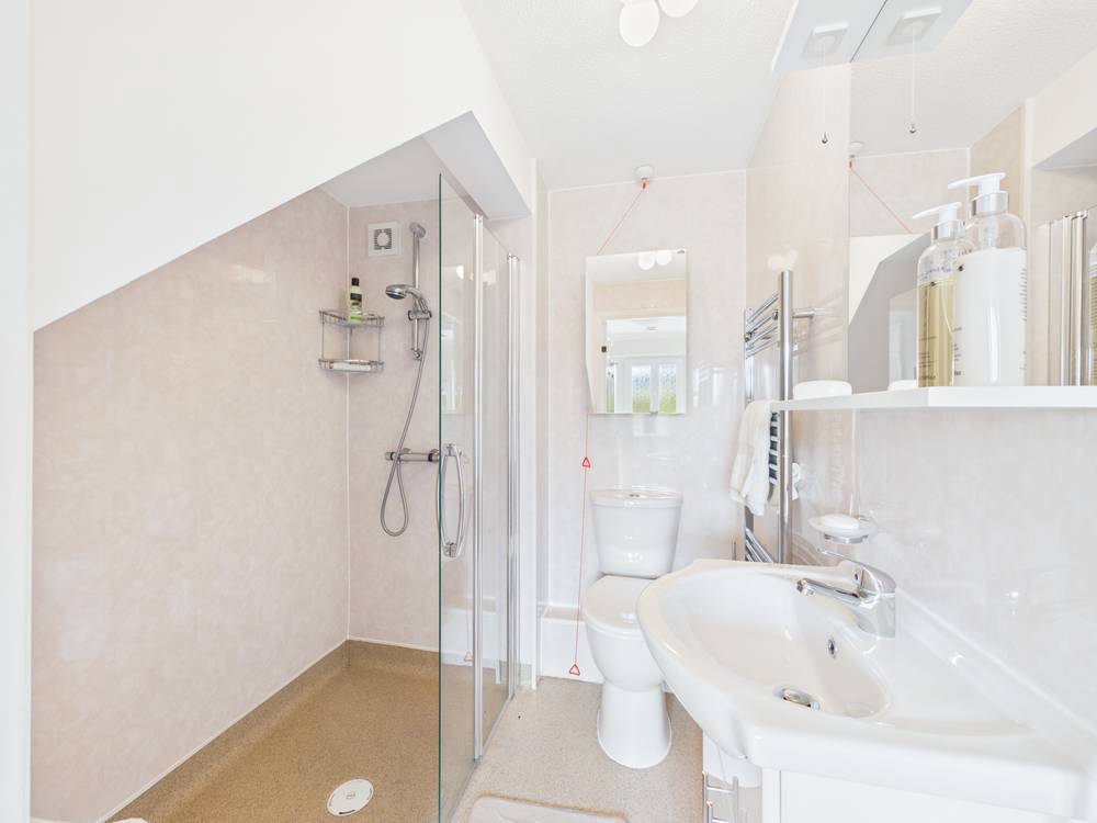 2 bedroom House for sale in Alveston, Bristol, South Gloucestershire