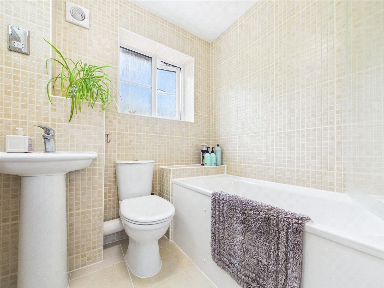 3 bedroom House for sale in Stoke Gifford, Bristol, Gloucestershire