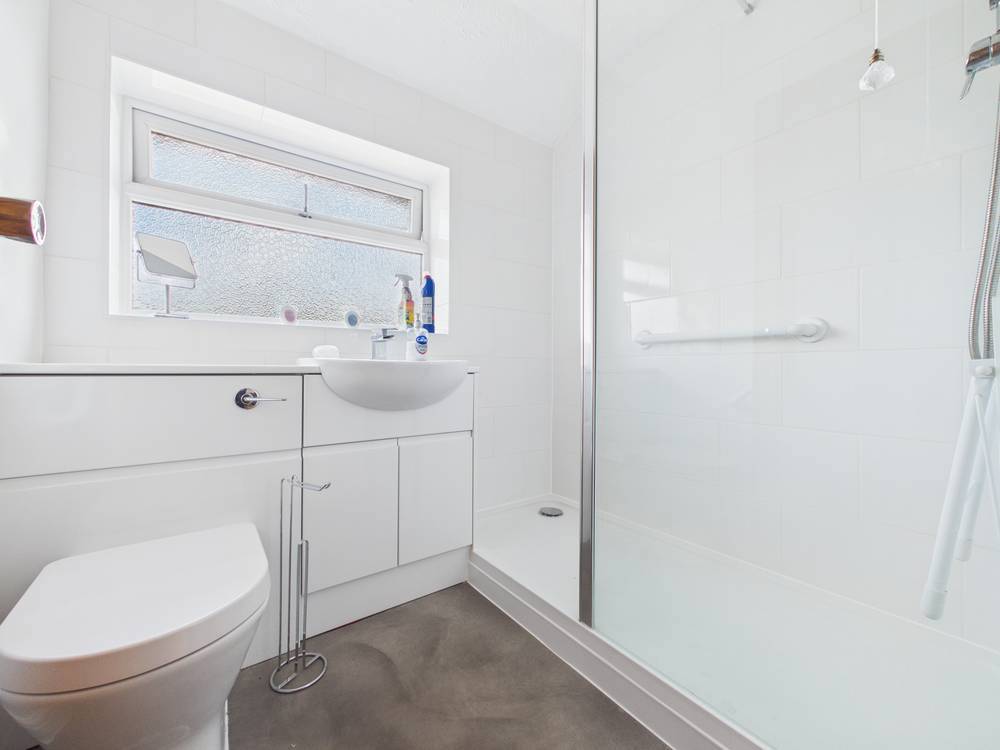 3 bedroom House for sale in Little Stoke, Bristol, South Gloucestershire
