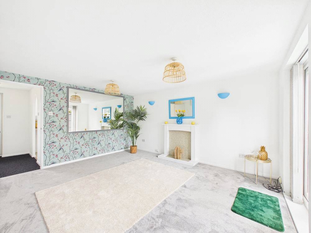3 bedroom House for sale in Bradley Stoke, Bristol, South Gloucestershire