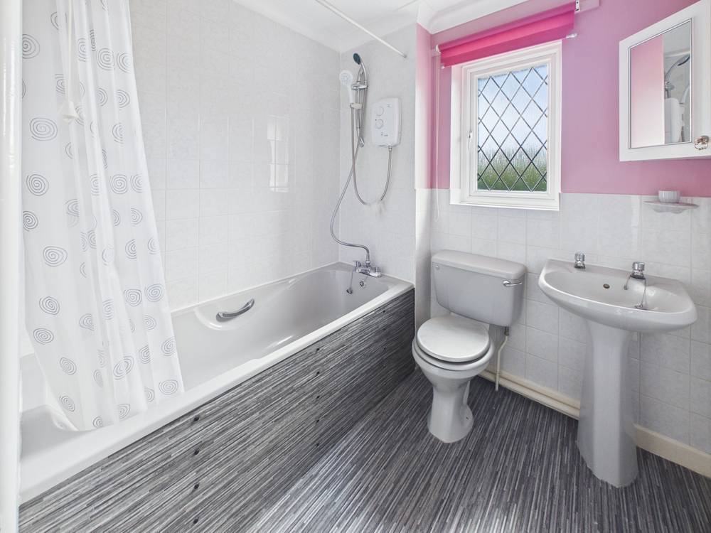 3 bedroom House for sale in Bradley Stoke, Bristol, South Gloucestershire