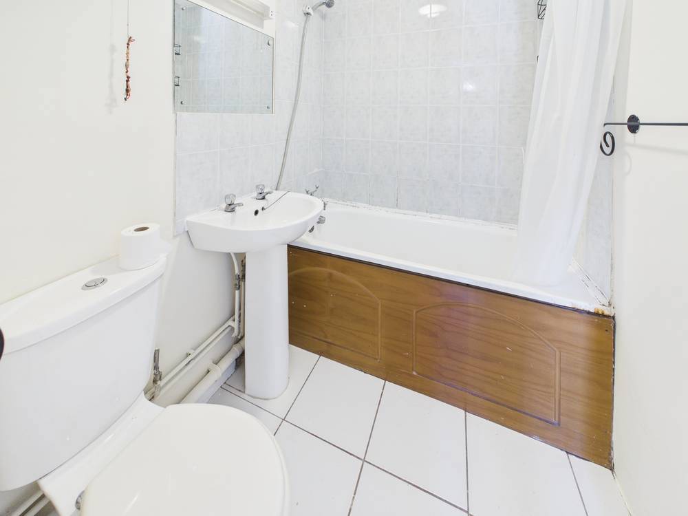 1 bedroom Flat for sale in Bradley Stoke, Bristol