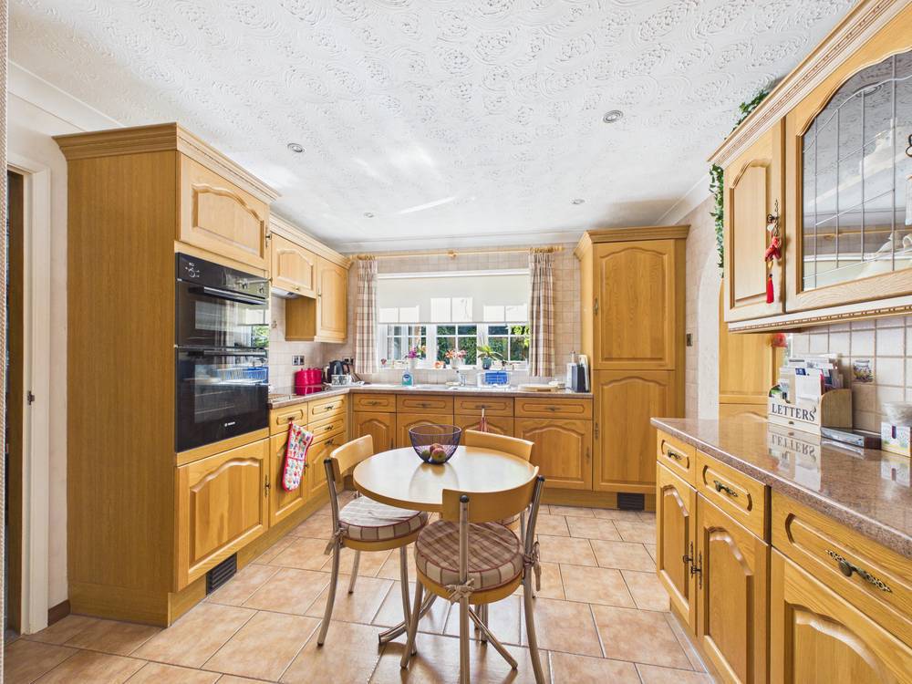 4 bedroom House for sale in Bradley Stoke, Bristol, South Gloucestershire