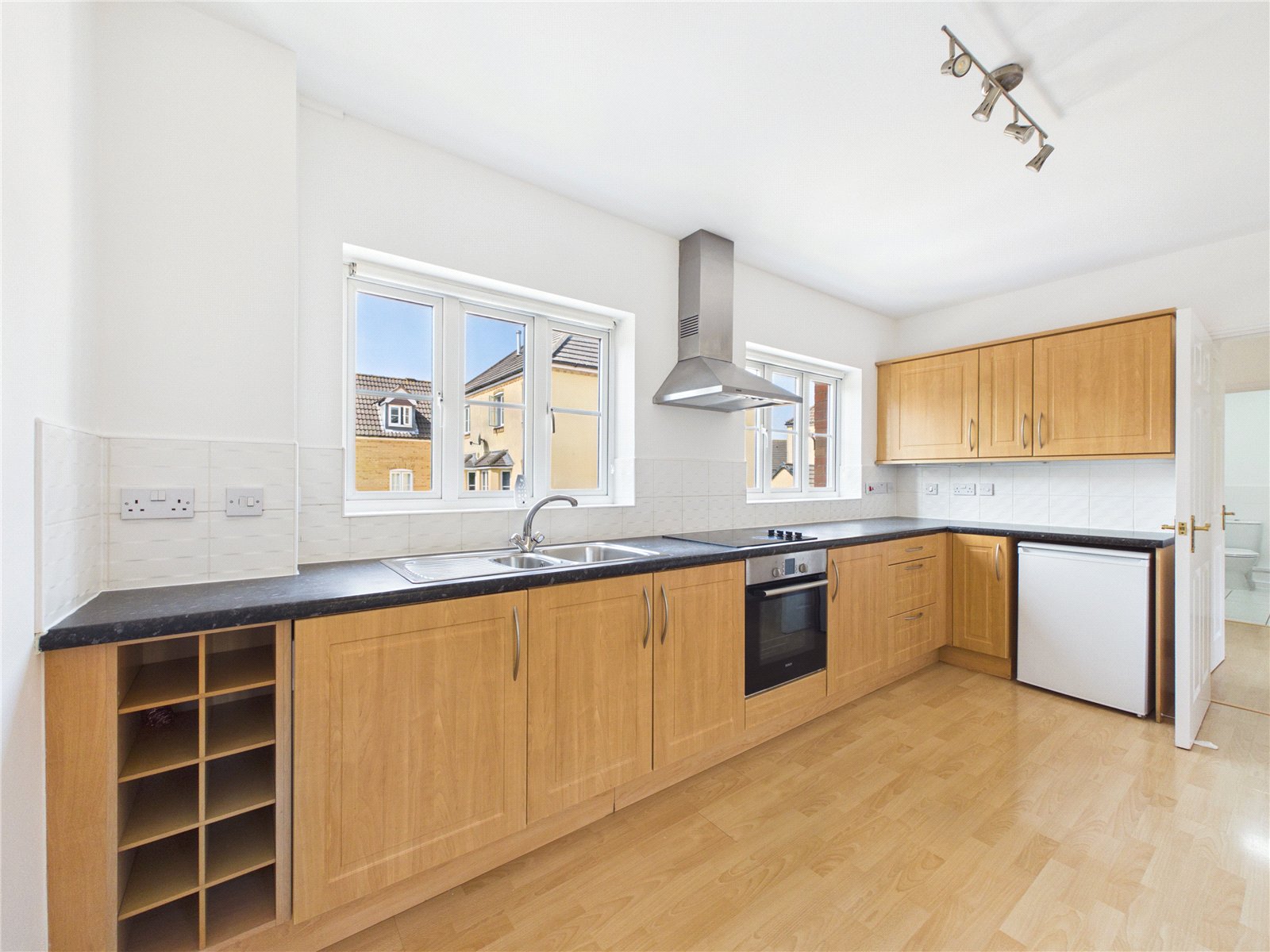 2 bedroom Flat for sale in Bradley Stoke, Bristol