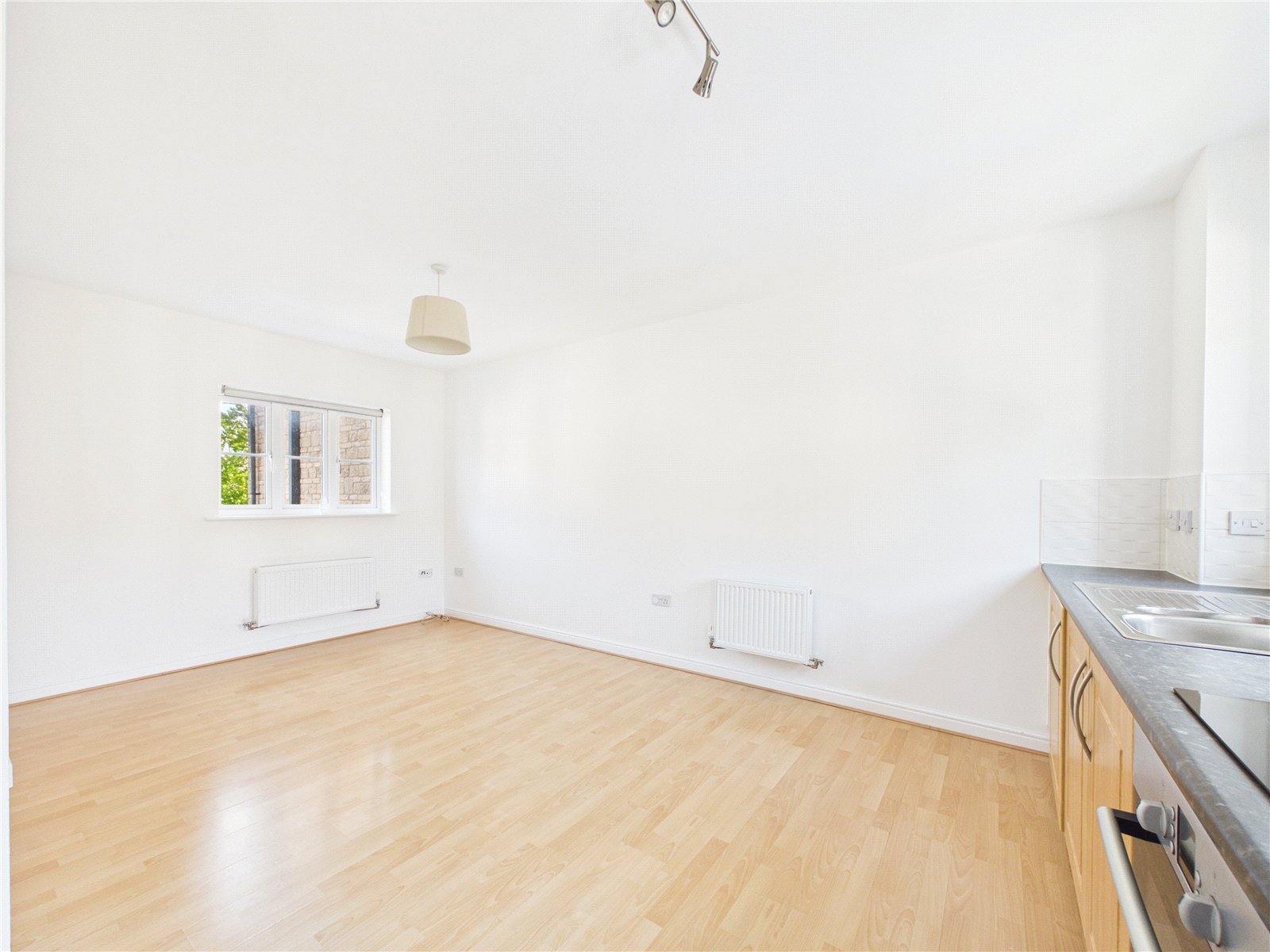 2 bedroom Flat for sale in Bradley Stoke, Bristol