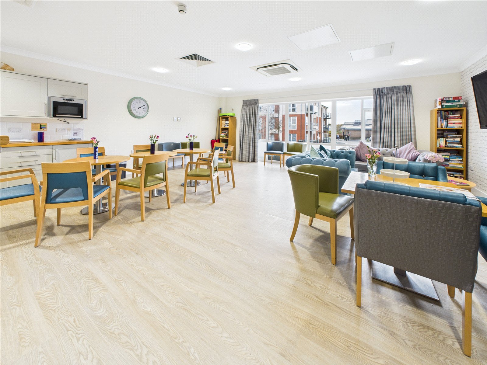 2 bedroom Flat for sale in Patchway, Bristol, South Gloucestershire