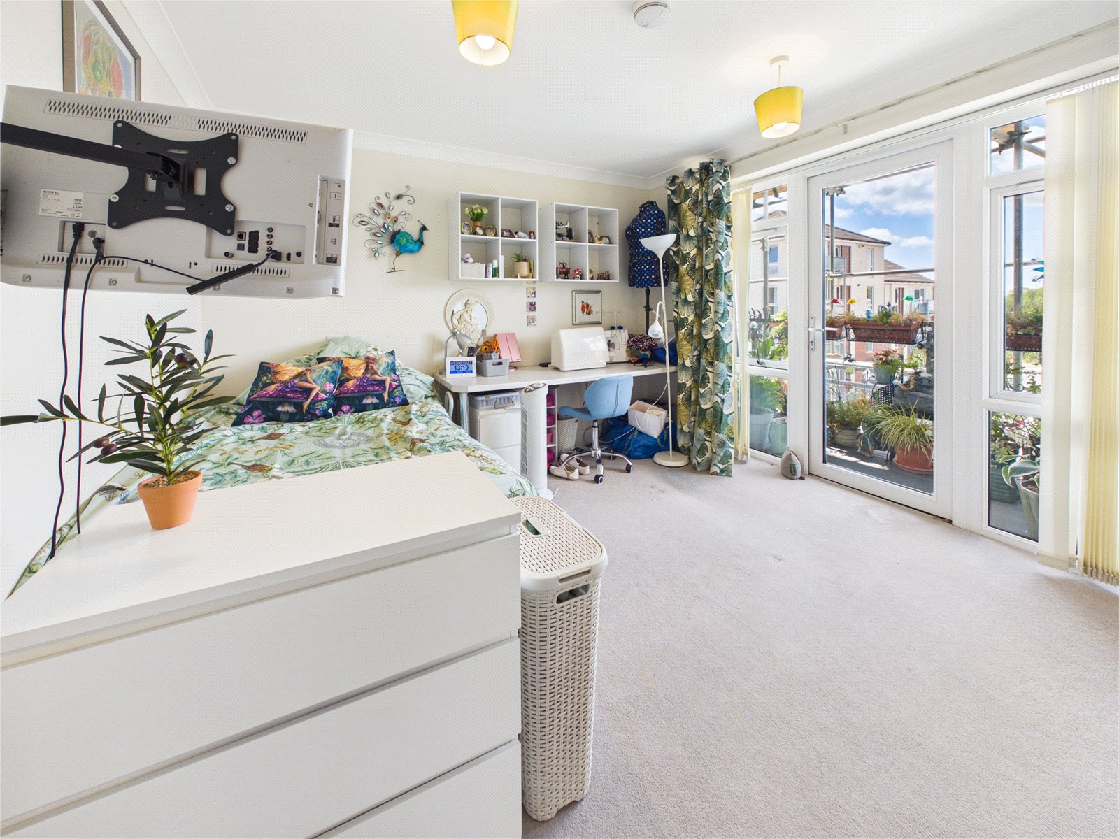 2 bedroom Flat for sale in Patchway, Bristol, South Gloucestershire