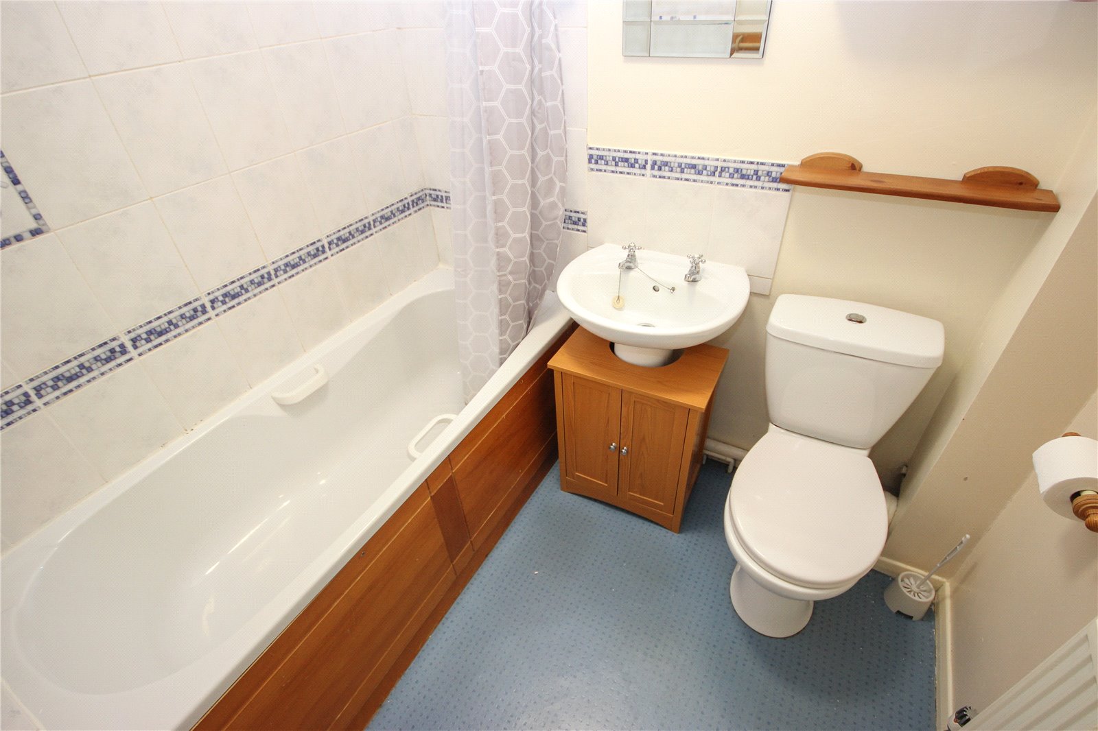 2 bedroom House to let in Thornbury, Bristol