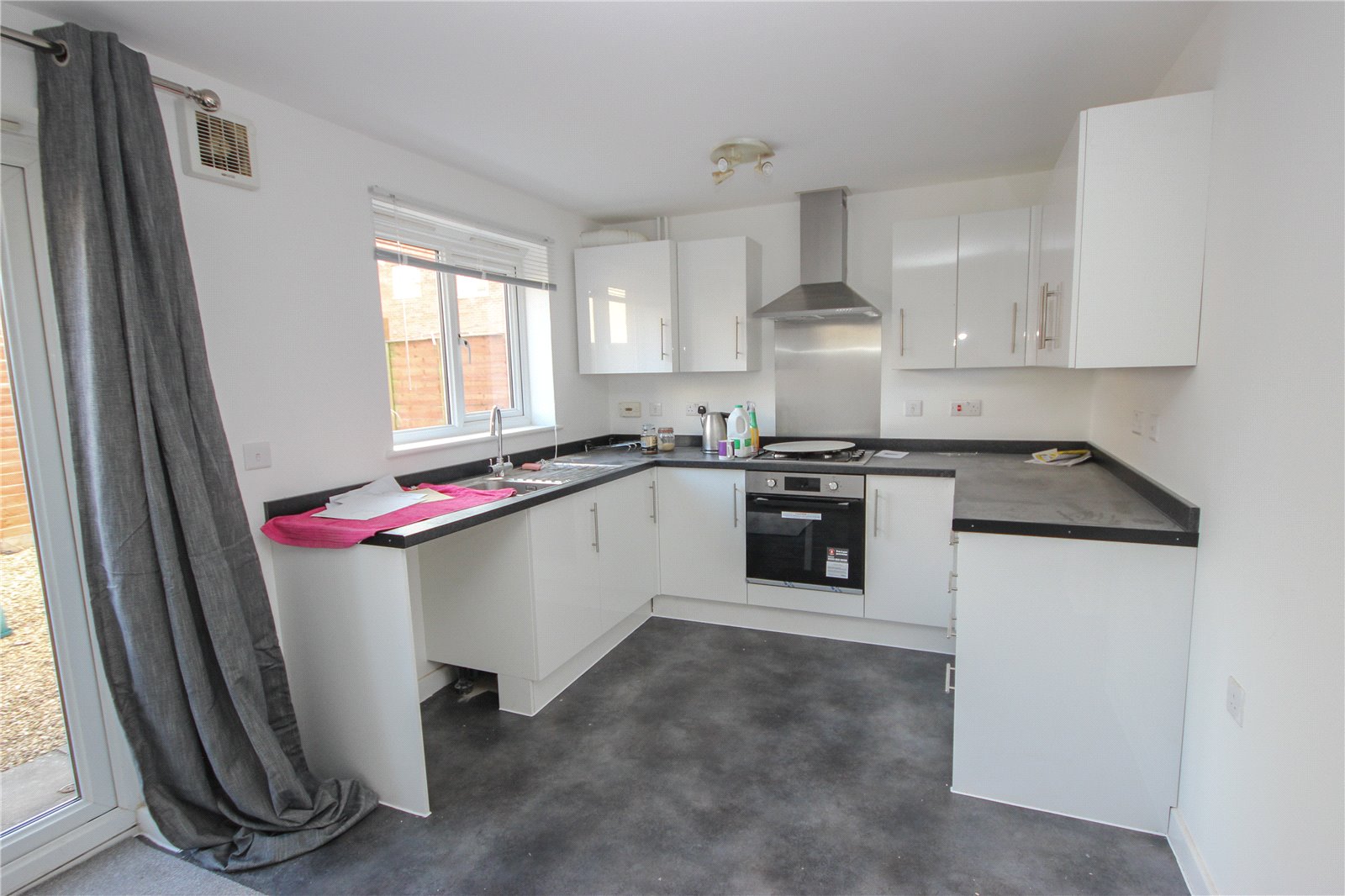3 bedroom House to let in Bradley Stoke, Bristol