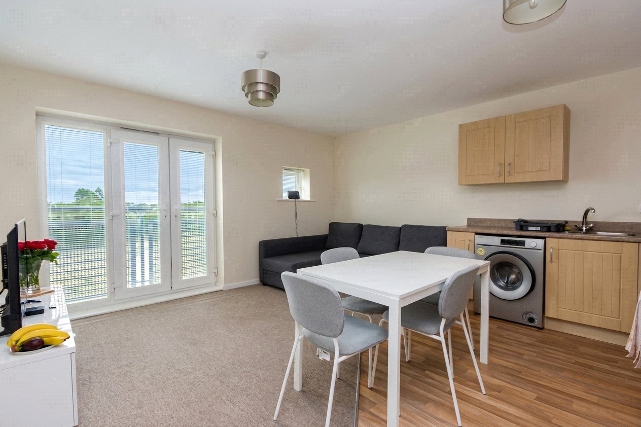 2 bedroom Flat to let in Bradley Stoke, Bristol