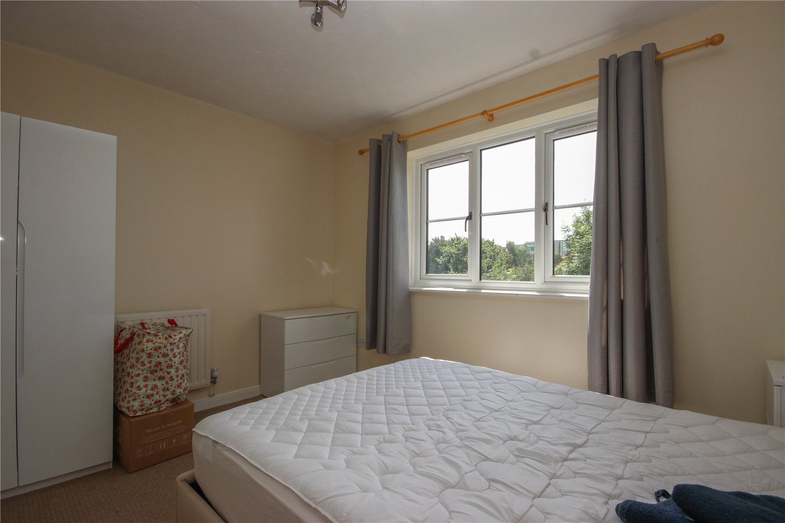 2 bedroom House to let in Stoke Gifford, Bristol