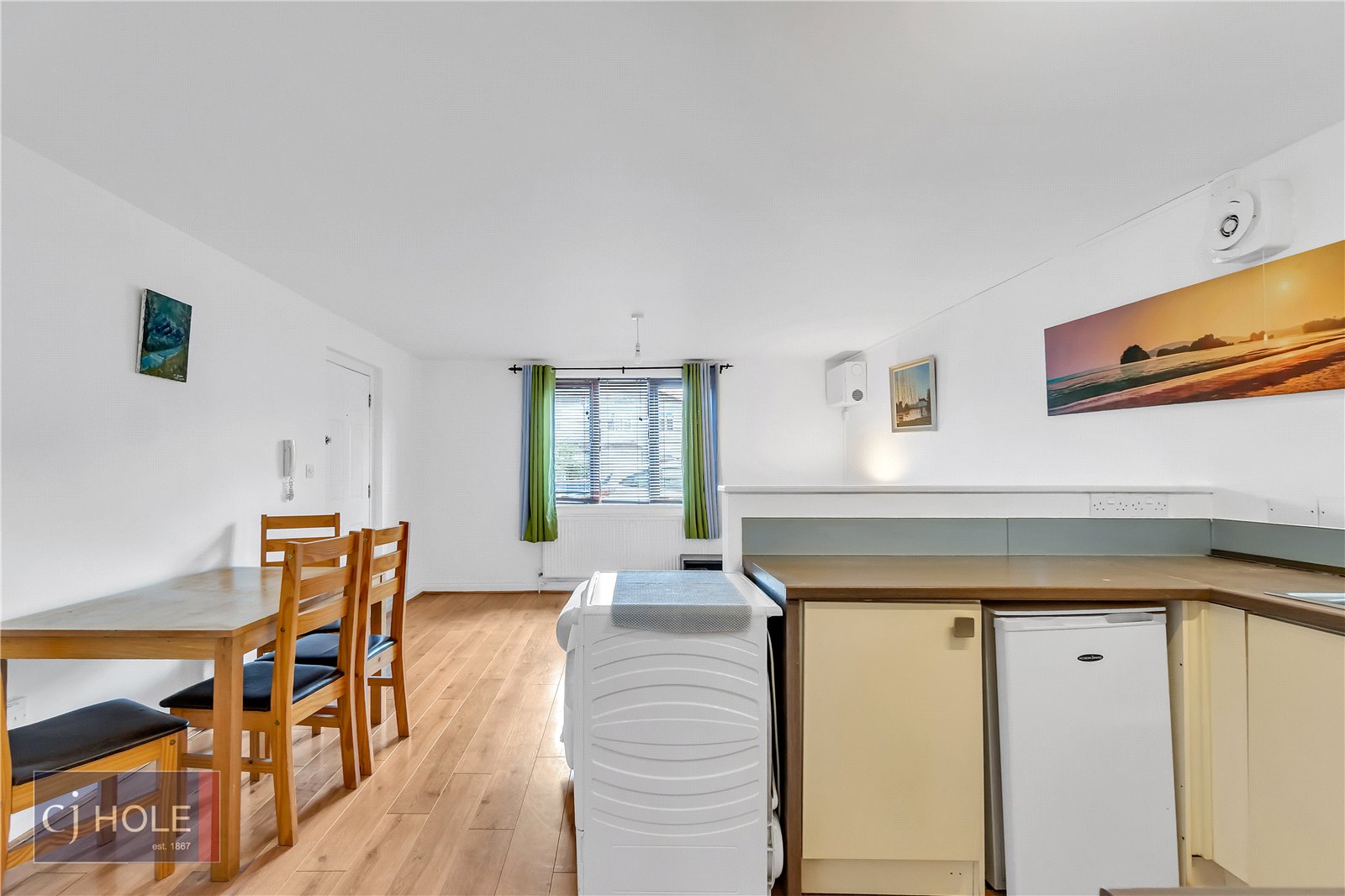 2 bedroom Flat to let in Conygre Road, Filton, Bristol