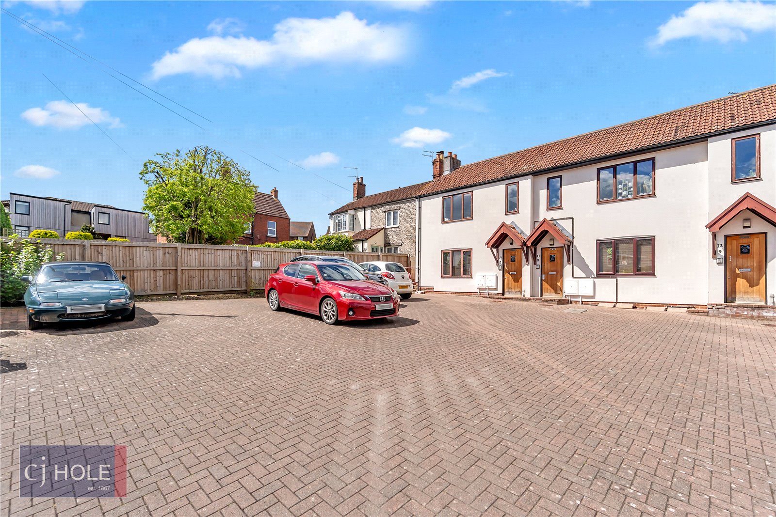 2 bedroom Flat to let in Conygre Road, Filton, Bristol