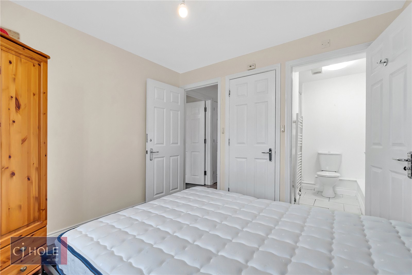 2 bedroom Flat to let in Conygre Road, Filton, Bristol