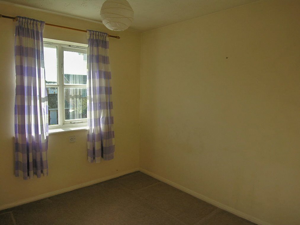 2 bedroom House to let in Bradley Stoke, Bristol