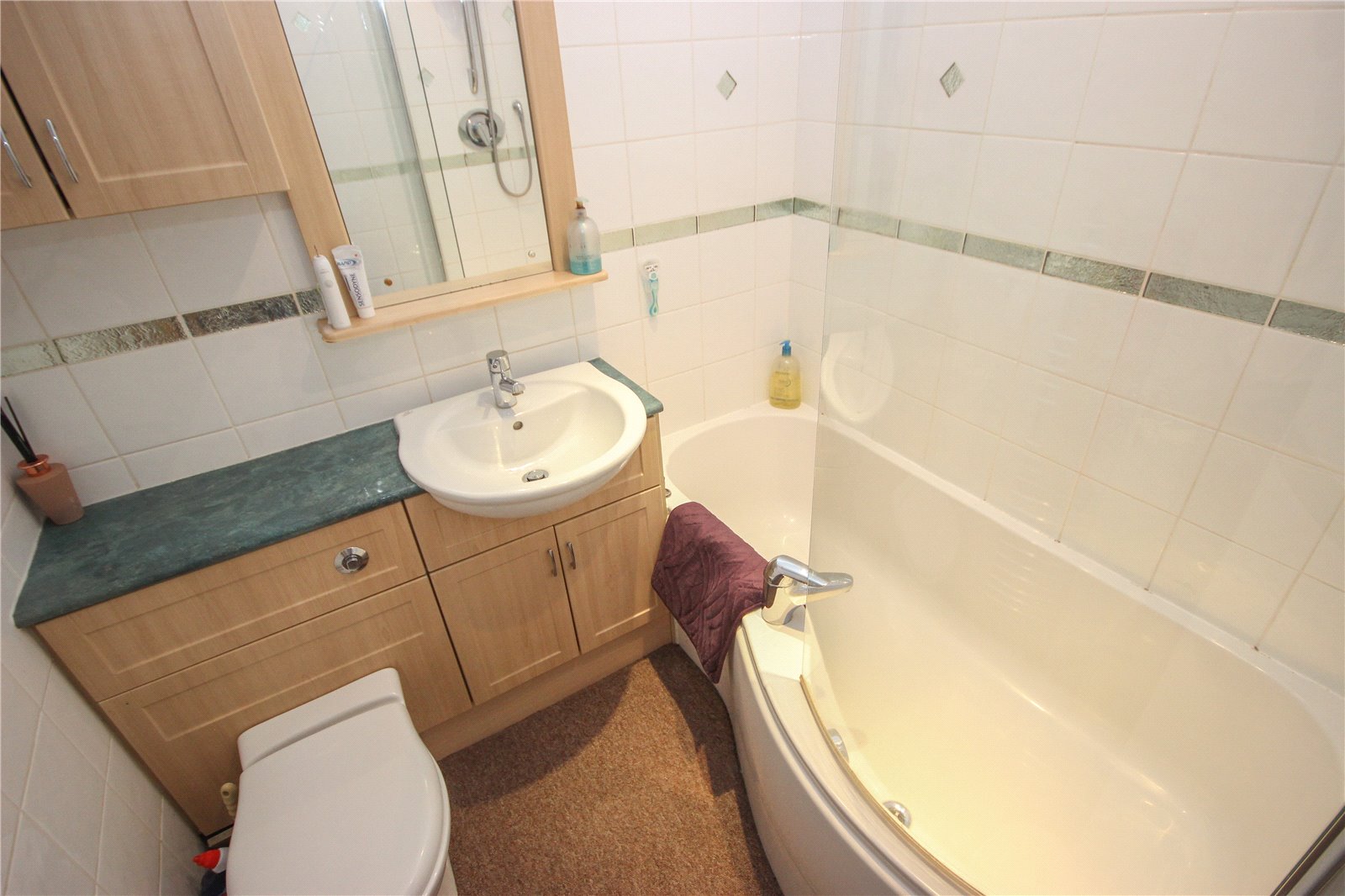 2 bedroom House to let in Bradley Stoke, Bristol