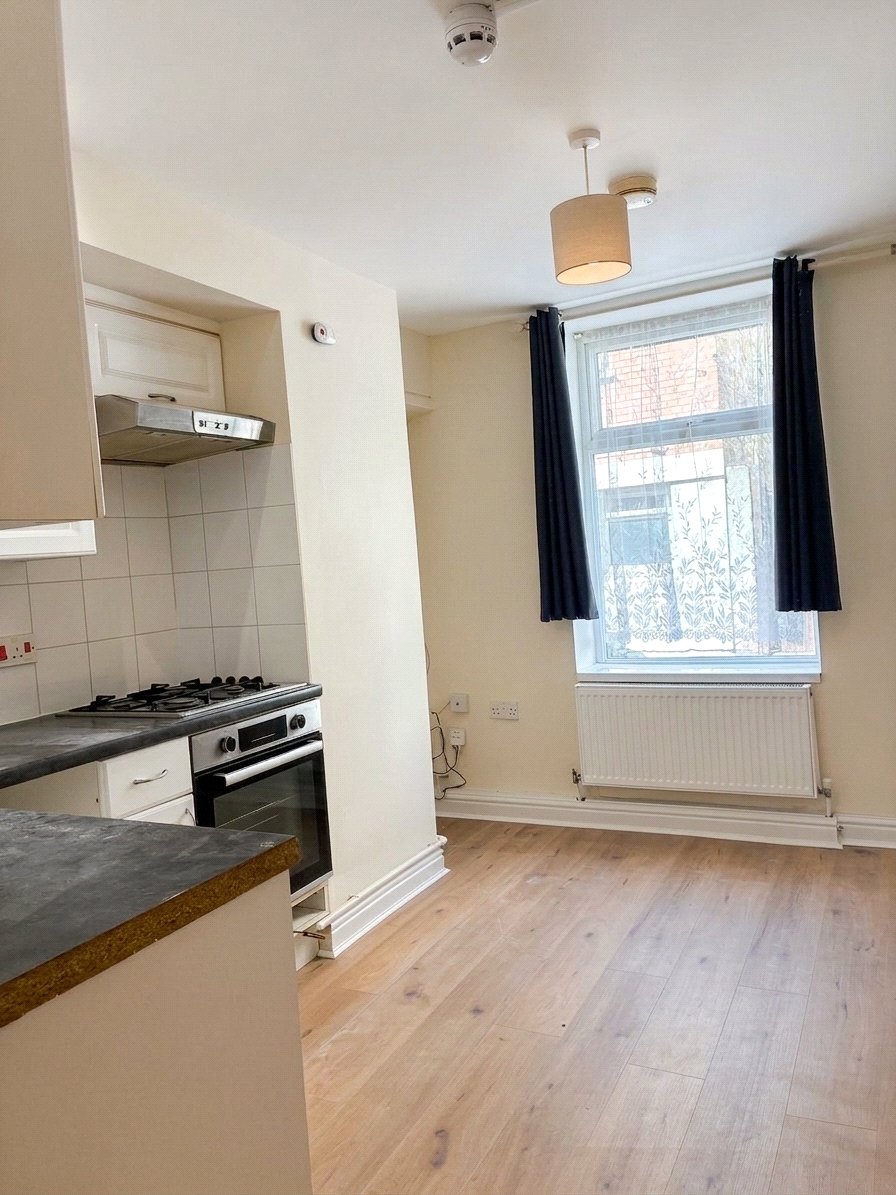 1 bedroom Flat to let in Burnham-on-Sea, Somerset