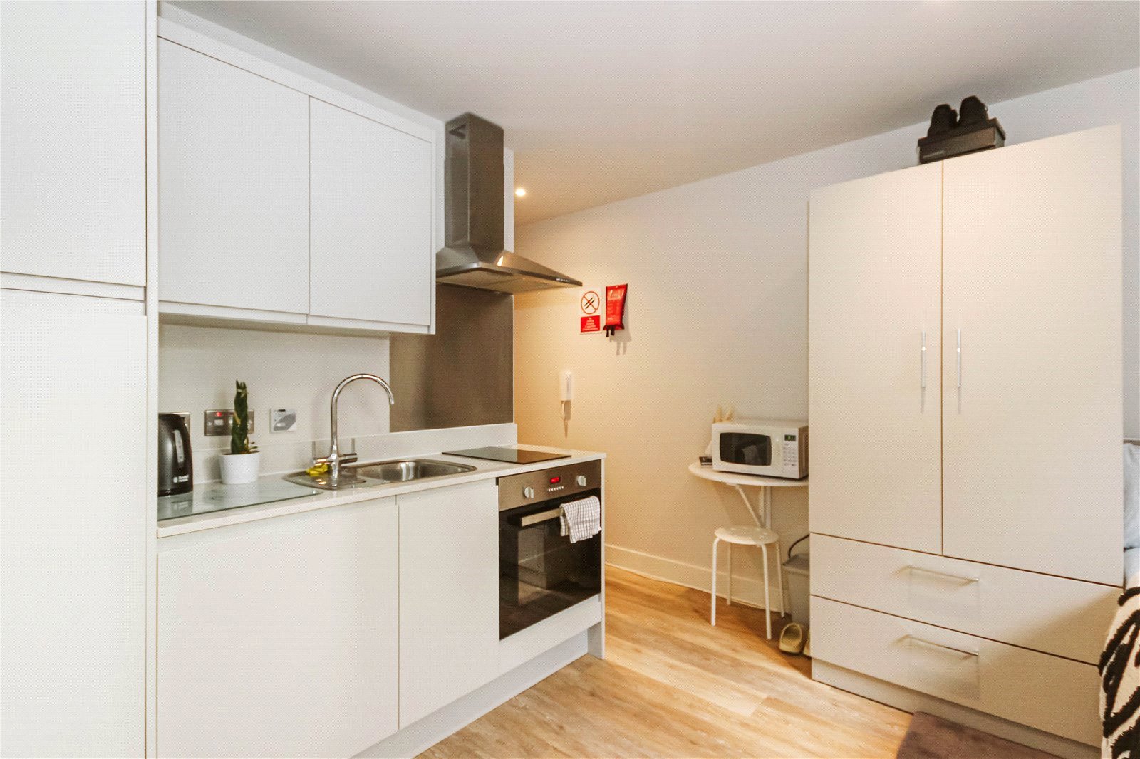 1 bedroom Property to let in Weston-super-Mare, North Somerset