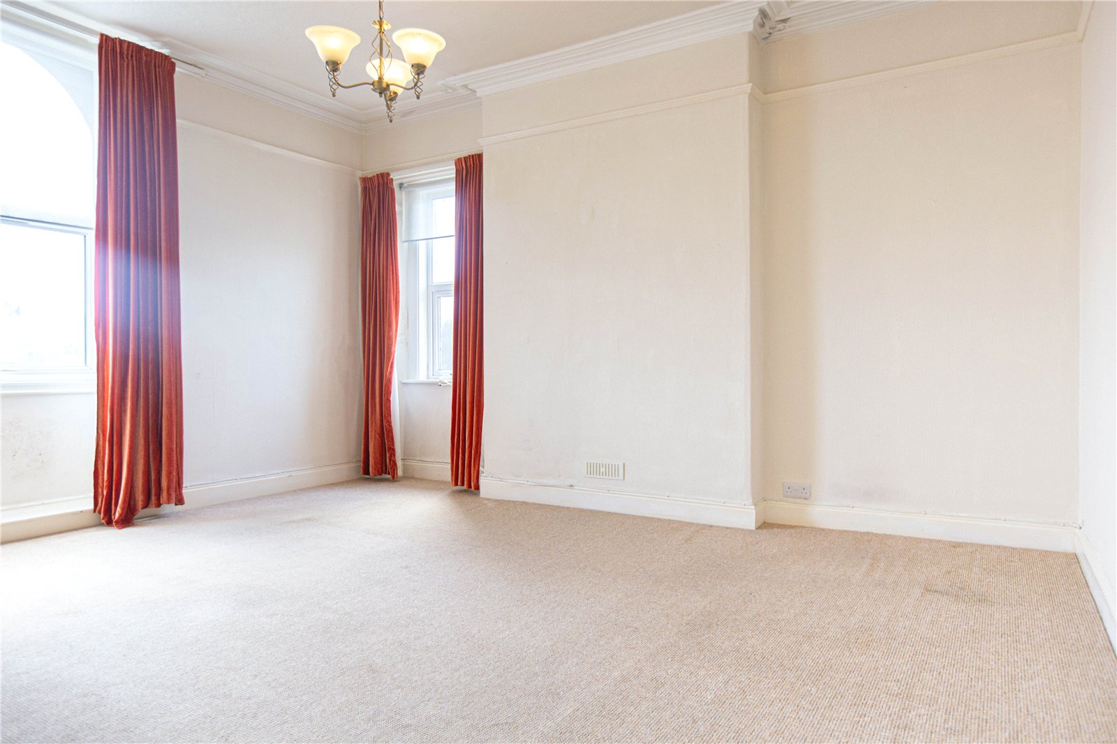 2 bedroom Flat to let in Weston-super-Mare, North Somerset
