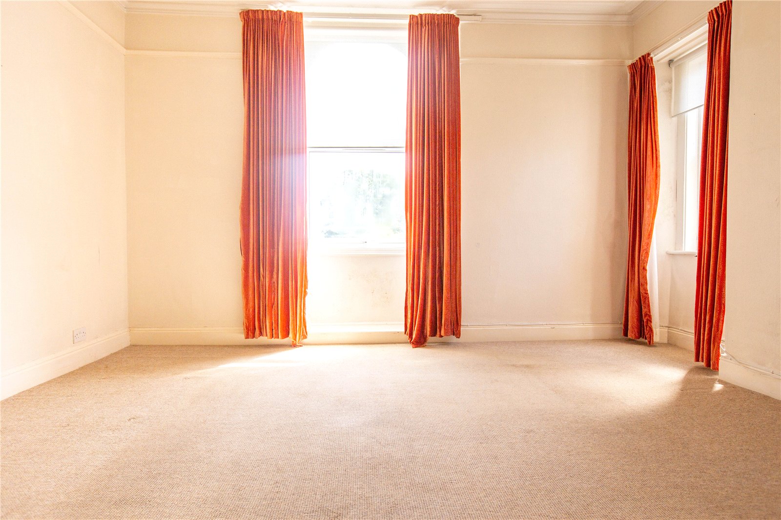 2 bedroom Flat to let in Weston-super-Mare, North Somerset