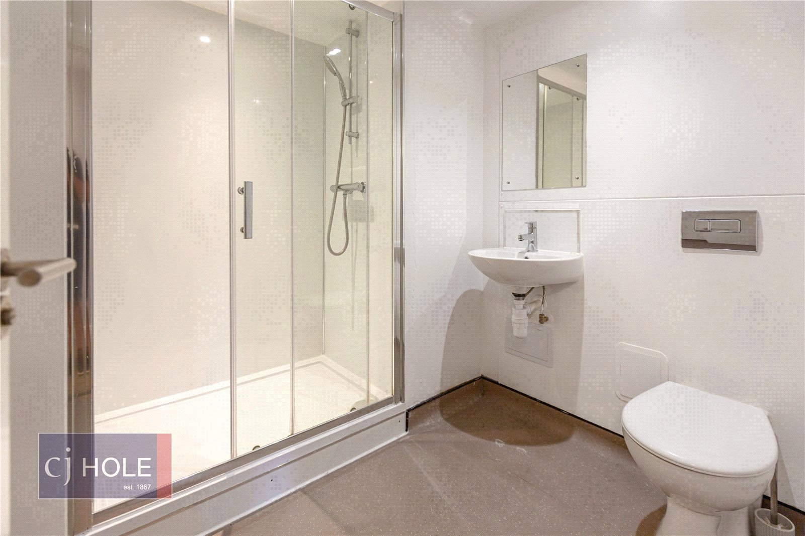 1 bedroom Flat to let in The Square, Long Down Avenue, Bristol