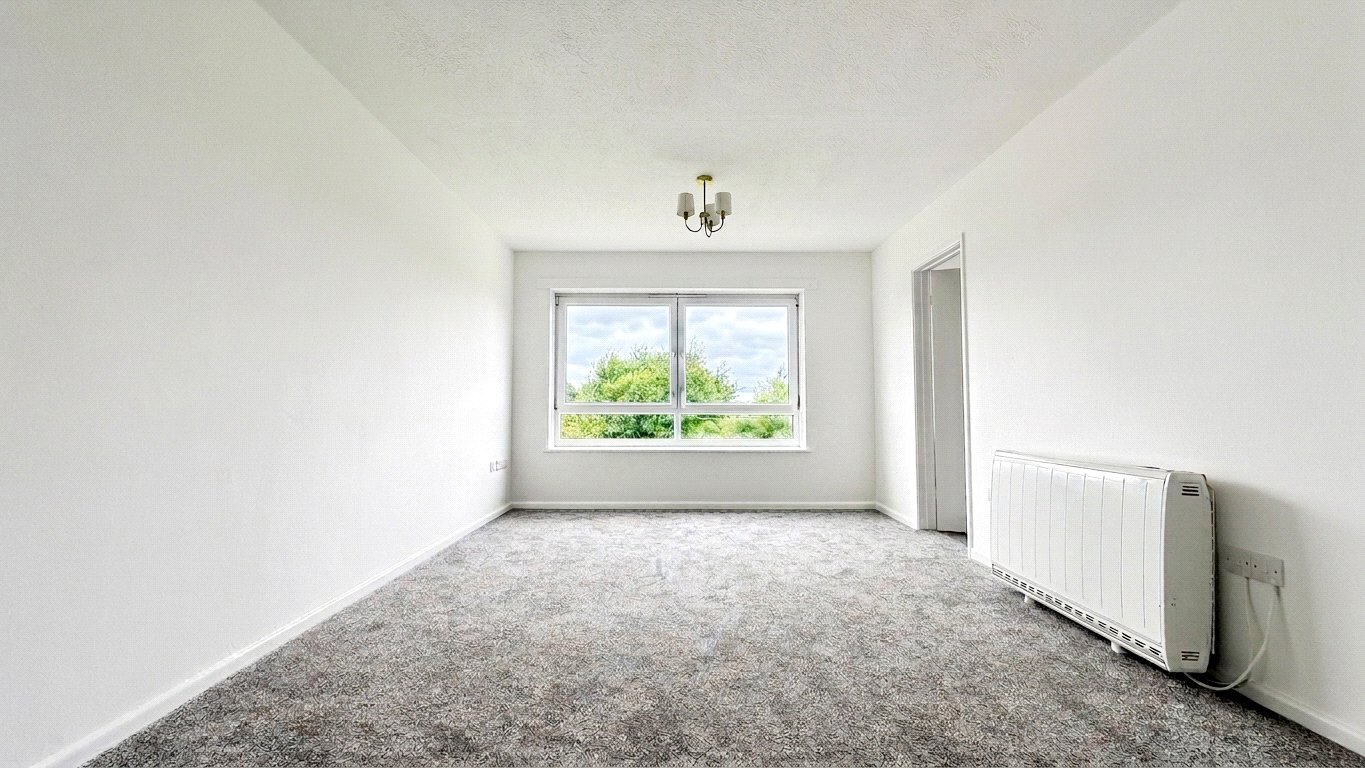 2 bedroom Flat to let in Burnham-on-Sea, Somerset