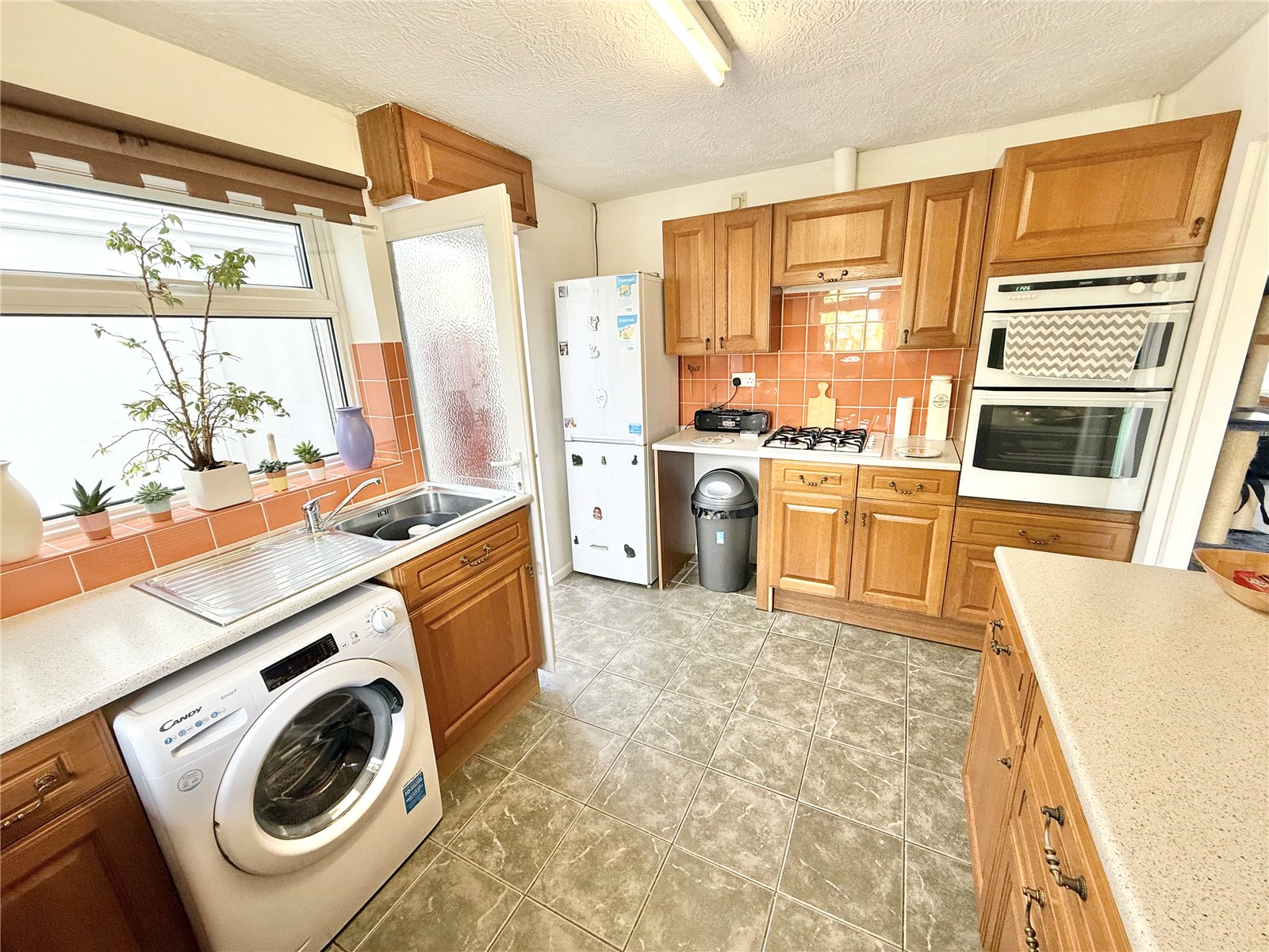 2 bedroom Bungalow for sale in Highbridge, Somerset