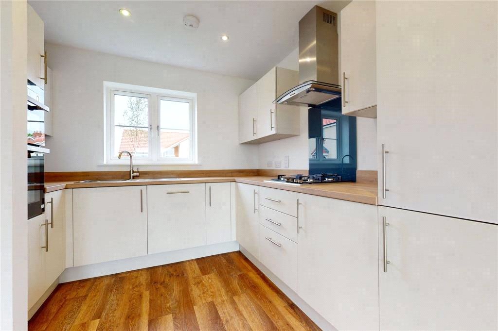 4 bedroom House for sale in Lympsham, Somerset